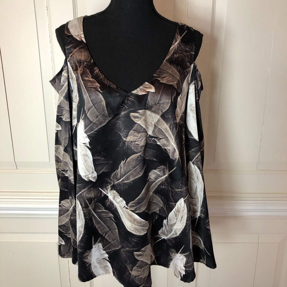 Show Me Your Mumu Cold Shoulder Top